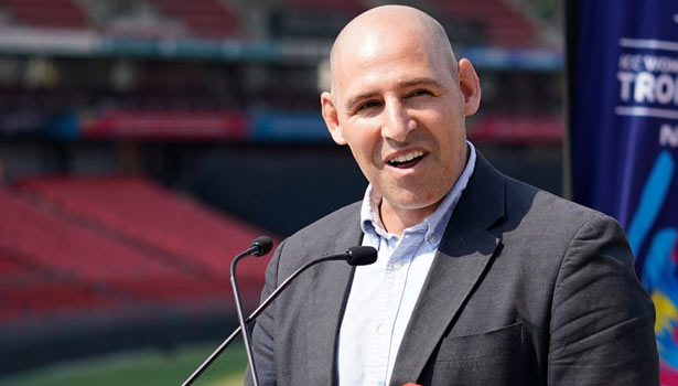 ஐபிஎல் கிரிக்கெட்டில் விளையாடும் வீரர்களுக்கென தனிவிமானம் ஏற்பாடு திட்டம் இல்லை: நிக் ஹாக்லி