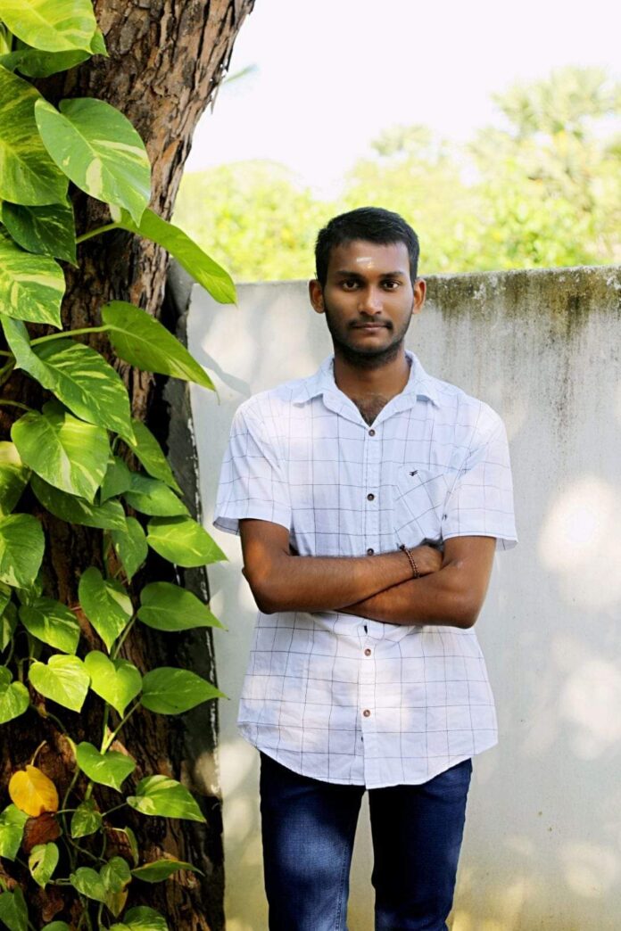 உயர்தர பரீட்சையில் யாழ். சாவகச்சேரி இந்து கல்லூரி மாணவன் தேசிய மட்டத்தில் முதலிடம் பிடித்து சாதனை