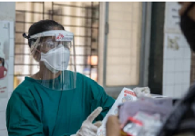 இலங்கையில் ஒரு நாளைக்கு பத்தாயிரம் கோவிட் தொற்றாளர் – இராஜாங்க அமைச்சர் சுதர்ஷனி….