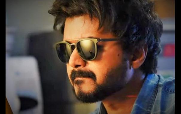 அம்மா, அப்பா, மனைவி, குழந்தைகளுடன் விஜய் எடுத்த அழகிய குடும்ப புகைப்படம்- இதுவரை நாம் பார்த்திராத புகைப்படம்