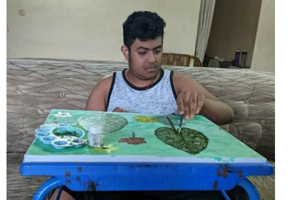 மாற்றுத் திறனாளி சிறுவனின் அபாரத் திறமை இது