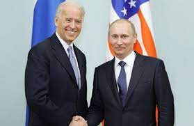 சா்வதேசத்தின் கவனத்தை ஈர்த்துள்ள அமெரிக்க – ரஷ்ய தலைவா்கள் சந்திப்பு