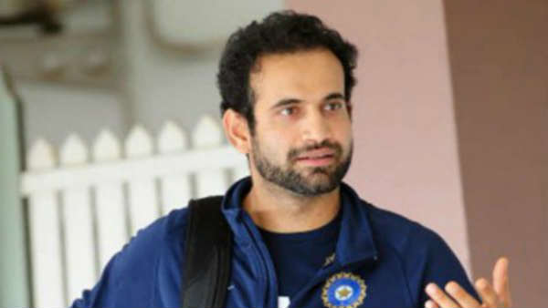 மனைவியின் முகத்தை மறைத்த பிரபல கிரிக்கெட் வீரர்!.. சர்ச்சைக்கு நெத்தியடி பதில்