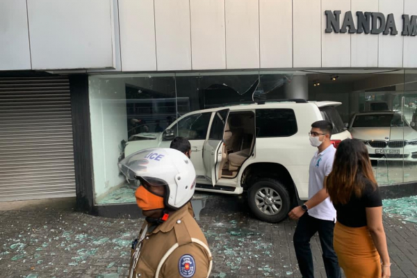 கொழும்பில் கடன் தொல்லையால் தற்கொலை செய்த நபர்