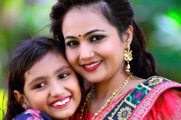 ஒன்றரை வயதில் மகளைப் பிரிந்து கனடா சென்ற தாய்… 12 ஆண்டுகளாக வாடும் துயரம்