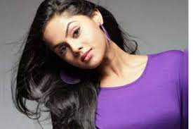 பிறந்தநாள் கொண்டாடிய ராதாவின் மகள் கார்த்திகா! தற்போது அவர் எப்படி உள்ளார் பாருங்க