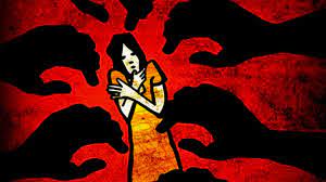 குடிக்க பணமில்லாத தந்தை: 5000 கொடுத்த வாலிபர்கள்! பின்பு மகள் அனுபவித்த சித்ரவதை