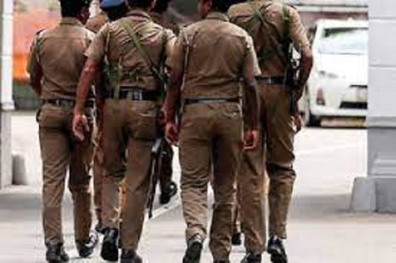 மதுபோதையில் இளைஞர் மீது பொலிசார் சித்திரவதை யாழில் சம்பவம்