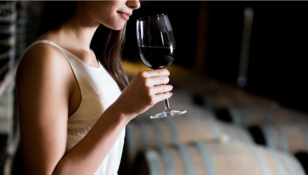 மது அருந்தும் பெண்களின் கவனத்திற்கு!