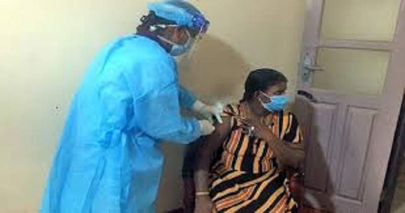 ஊரடங்கு காலப்பகுதியில்  தடுப்பூசி செலுத்திக் கொள்வதற்கான வழிமுறைகள் இதோ!