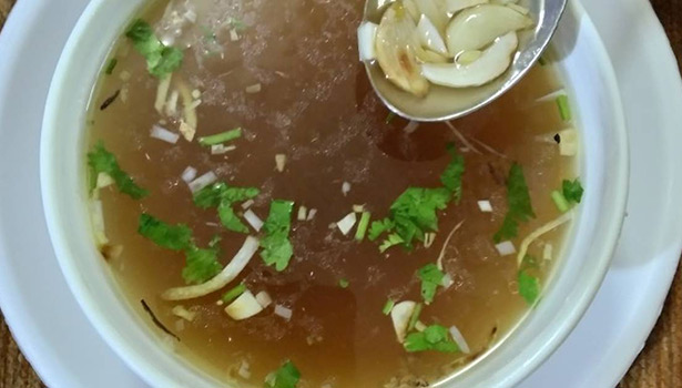 வயிற்றுக் கோளாறுகளுக்கு நிவாரணம் தரும் இஞ்சி சூப்