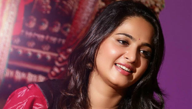 தெலுங்கு இயக்குனருடன் அனுஷ்காவிற்கு  டும் டும்