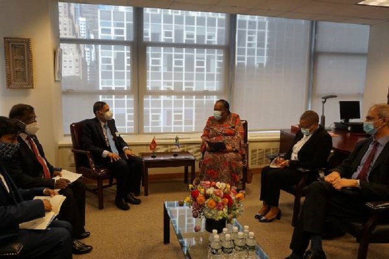 தென்னாப்பிரிக்காவின் நிரந்தர தூதரகத்தில்,  இலங்கைக்கும் தென்னாப்பிரிக்காவுக்குமிடையில் பேச்சுவார்த்தை