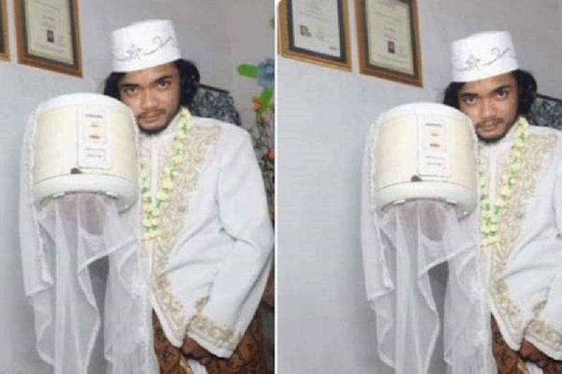 இந்தோனேஷியாவில் விநோத திருமணம் செய்து கொண்ட வாலிபர்