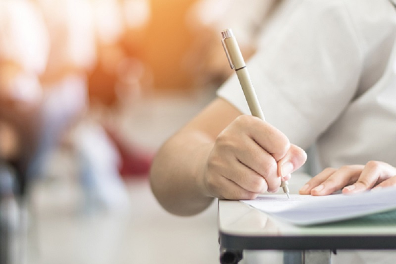 பரீட்சைகள் ஒத்திவைப்பு!