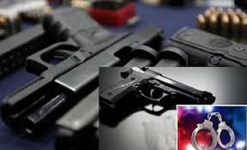 வெளிநாட்டுத் துப்பாக்கி வைத்திருந்த  ஐவர் கைது!