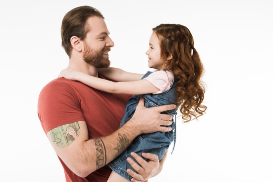 தந்தை மீது பெண்கள் அதிகம் பாசம் கொள்ளவது ஏன்?