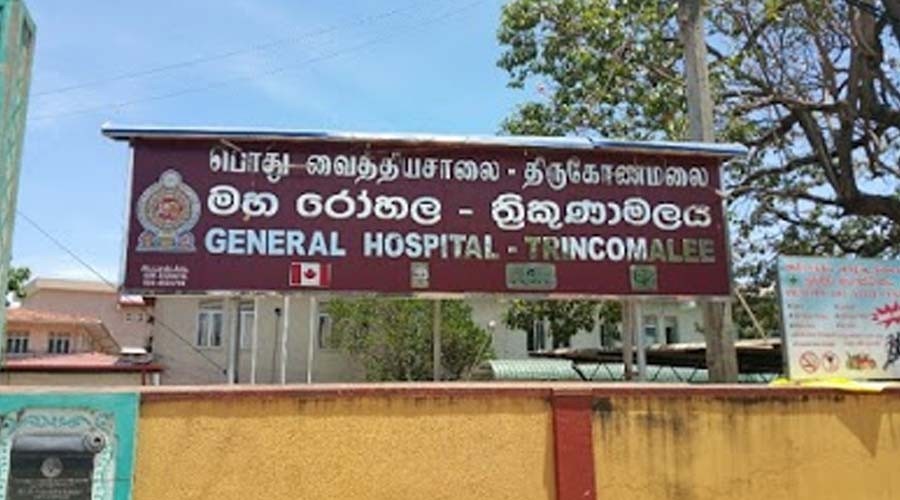 கொரோனோ  உறுதி செய்யப்பட்ட   தாயும் மகளும் வைத்தியசாலையில் இருந்து தப்பி ஓட்டம்