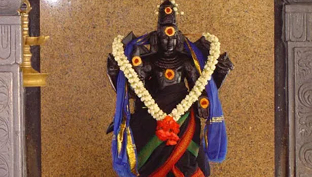 சனி பகவானுக்கு உரித்தான தமிழ் மந்திரங்கள்