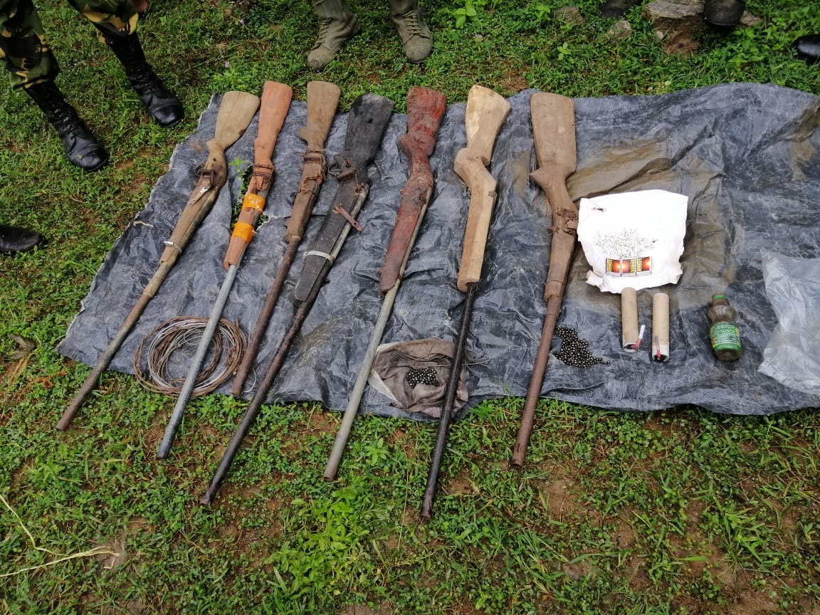 மட்டக்களப்பில் நாட்டு துப்பாக்கிகள் மீட்பு!