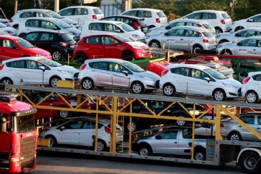 வாகன இறக்குமதி இன்மையால் நாட்டில் ஏற்ப்பட்டுள்ள சிக்கல்