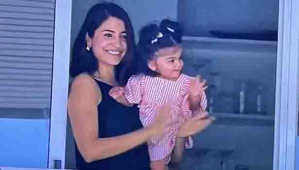 முதன் முறையாக சமூக ஊடகங்களில் பரவும்  விராட் கோலியின் மகளது புகைப்படம்