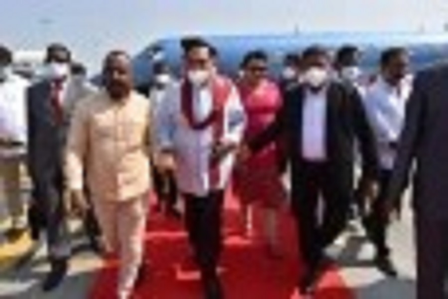 பிரதமர் திருப்பதி சென்ற விமானம் தொடர்பில் எழும் சர்ச்சைகள்