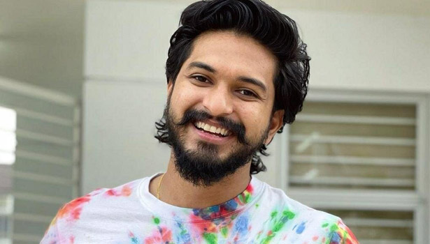 ரசிகர்களுக்கு அதிர்ச்சி கொடுத்த முகென் ராவ்