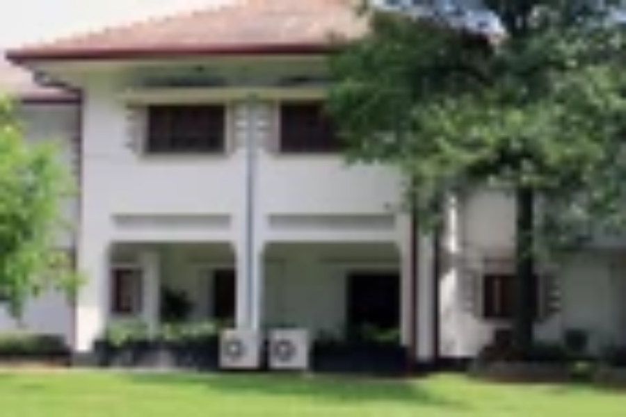 ஒரு கோடி ரூபாவுக்கு மேல் மின் கட்டணம் செலுத்தாத   அமைச்சர்