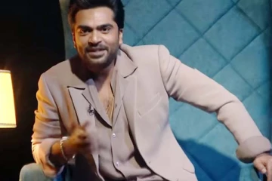 பிக்பாஸ் அல்மேட்டில் போட்டியாளர்களுக்கு இன்ப அதிர்ச்சி கொடுத்த சிம்பு!