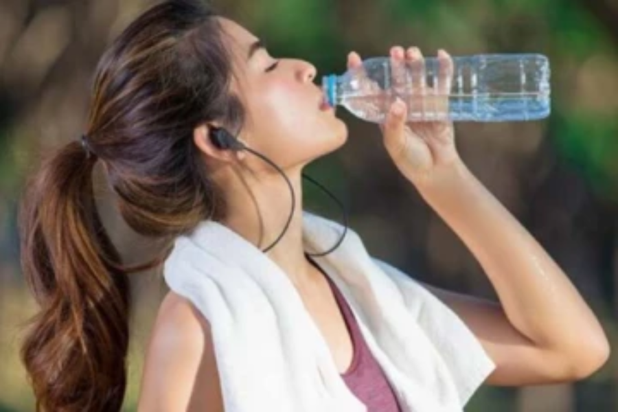 30 நாட்கள் வெறும் வயிற்றில் தொடர்ச்சியாக தண்ணீர் குடிப்பதால் நிகழும் மாற்றம்