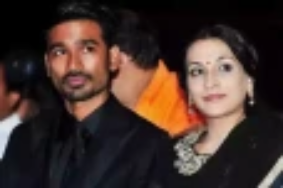 விவாகரத்திற்கு பின்னர் ஒரே பார்ட்டியில் சந்தித்துக்கொண்ட பிரபலங்கள்