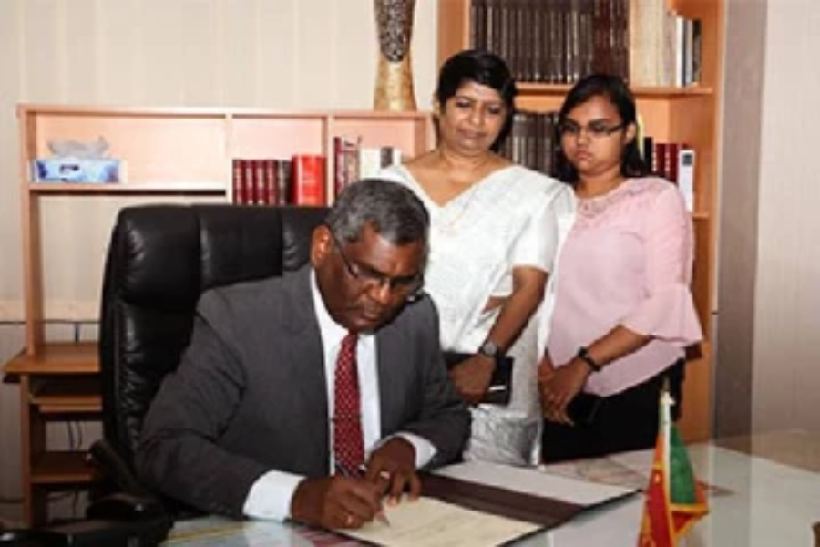 அரச விடுமுறை தொடர்பில் வெளியாகிய மற்றுமோர் அறிவிப்பு!