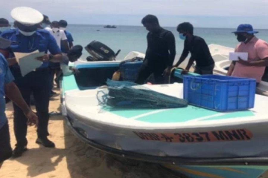 நெடுந்தீவு கடலில் போதைப்[பொருளுடன் மூவர் கைது!