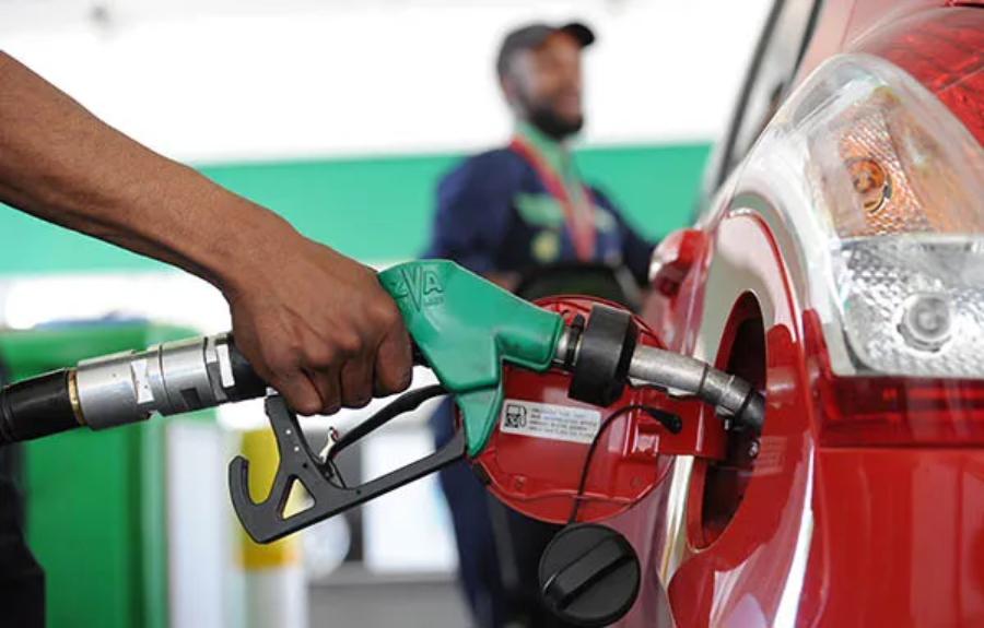 எரிபொருள் நிரப்பு நிலையங்களில் வாகனங்களுக்கு மட்டும் எரிபொருள்