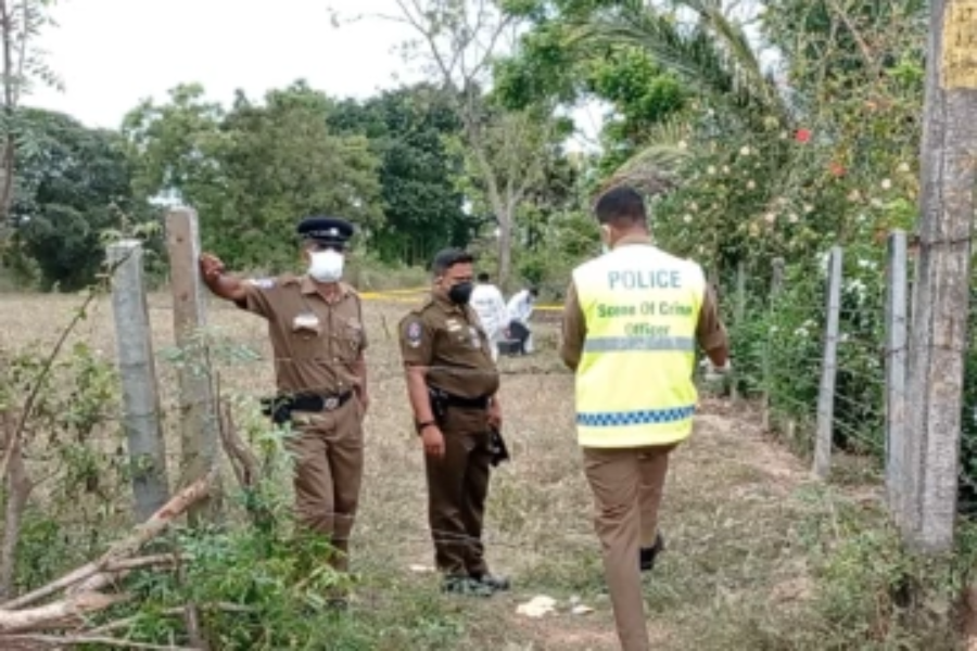 யாழ் வட்டுக்கோட்டையில் கொள்ளை!