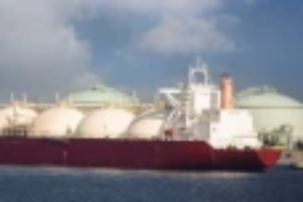 எரிவாயுவுடன் நாட்டை வந்தடைந்த கப்பல்