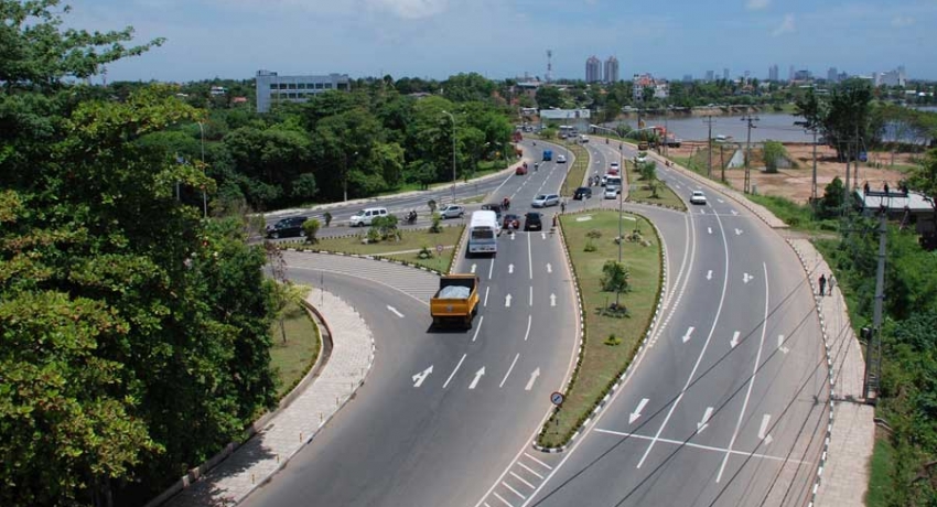 நாடாளுமன்ற வீதி ஊடான போக்குவரத்து தடை!