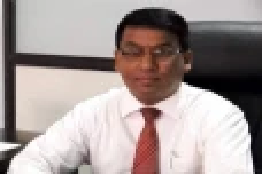 இலங்கை மீண்டு வர ஒரு வருடம் எடுக்கும்