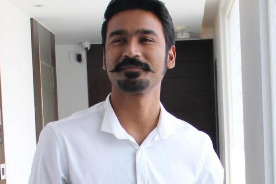 தனுஷிற்கு ஏற்ப்பட்ட சிக்கல்!