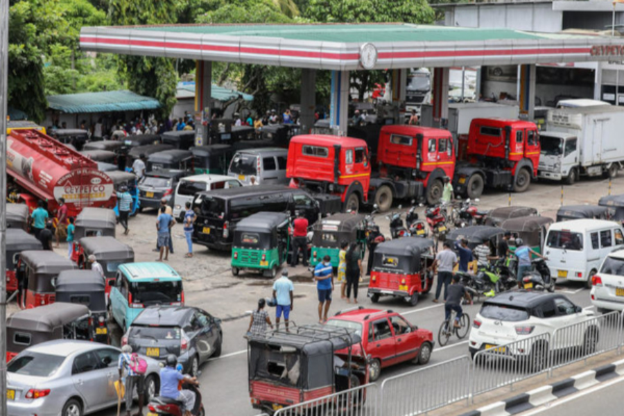 இன்று முதல் மக்களுக்கு ஏற்ப்படப்போகும் நெருக்கடி!
