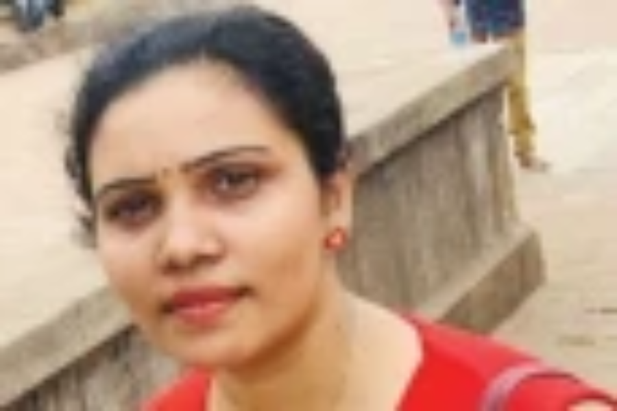 லண்டனில் இருந்து இலங்கை வந்த பெண் கிணற்றிலிருந்து சடலமாக மீட்க்கப்பட்டமை தொடர்பில் பொலிசார் வெளியிட்டுள்ள தகவல்