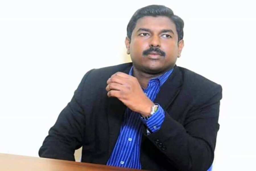 யாழ் சட்டத்தரணி வீட்டில் பயங்கரவாத விசாரணை!