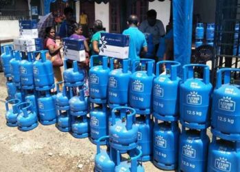 எரிவாயு பற்றாக்குறையால் உணவங்களிற்கு பூட்டு!