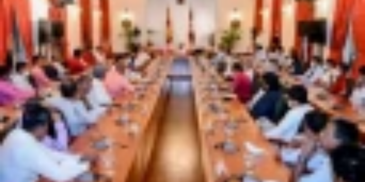 இன்றைய தினம் கட்சித்தலைவர்களின் விசேட கூட்டம்