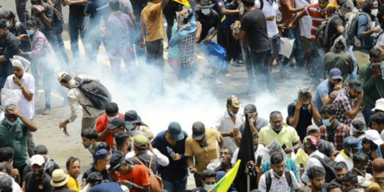 நாட்டின் அனைத்து  துறைகளையும் மீட்டெடுக்க நிரந்தர தீர்வு அவசியம்