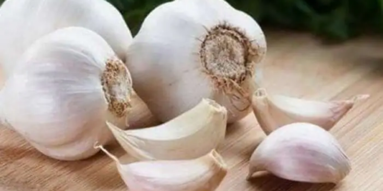 பூண்டில் மறைந்திருக்கும் ஆபத்துக்கள்