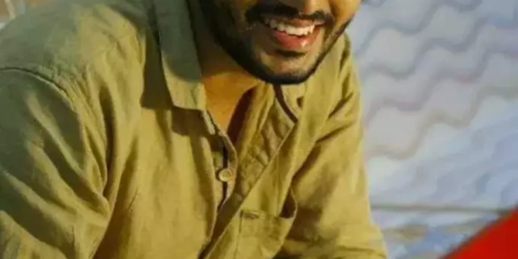 பிரபல இளம் நடிகர் திடீர் மரணம்