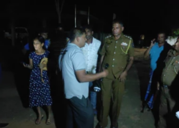 புதுக்குடியிருப்பு பிரதேச செயலகத்தில் பதுக்கி வைக்கப்பட்ட எரிபொருள் பொலிசாரால் மீட்பு!