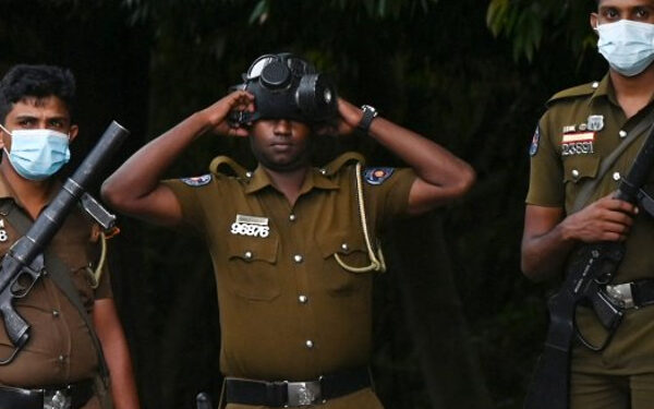 கடமைகளுக்கு இடையூறு விளைவித்தால் கைது செய்யப்படுவீர்கள் பொலிசார் விடுத்துள்ள கடுமையான எச்சரிக்கை!